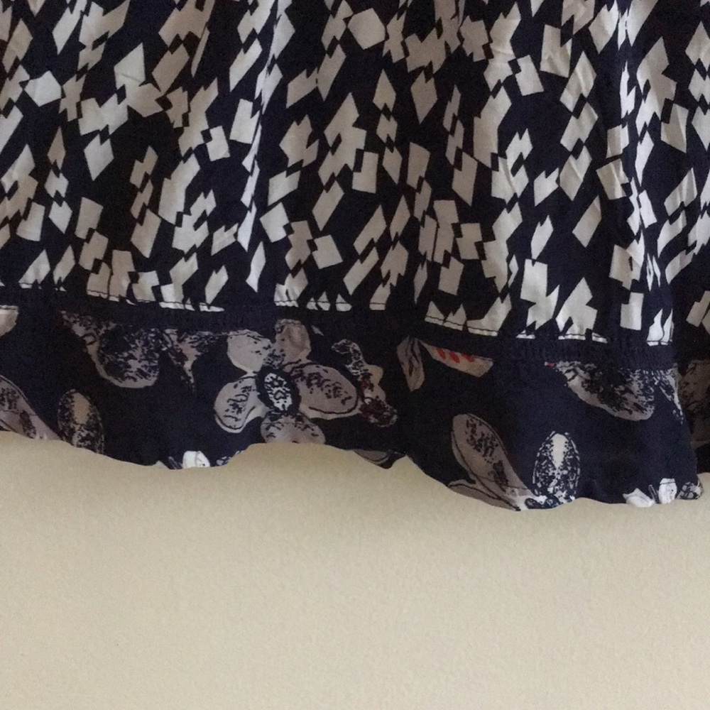 Solitaire Flowy patterned skirt - Picture 3 of 3